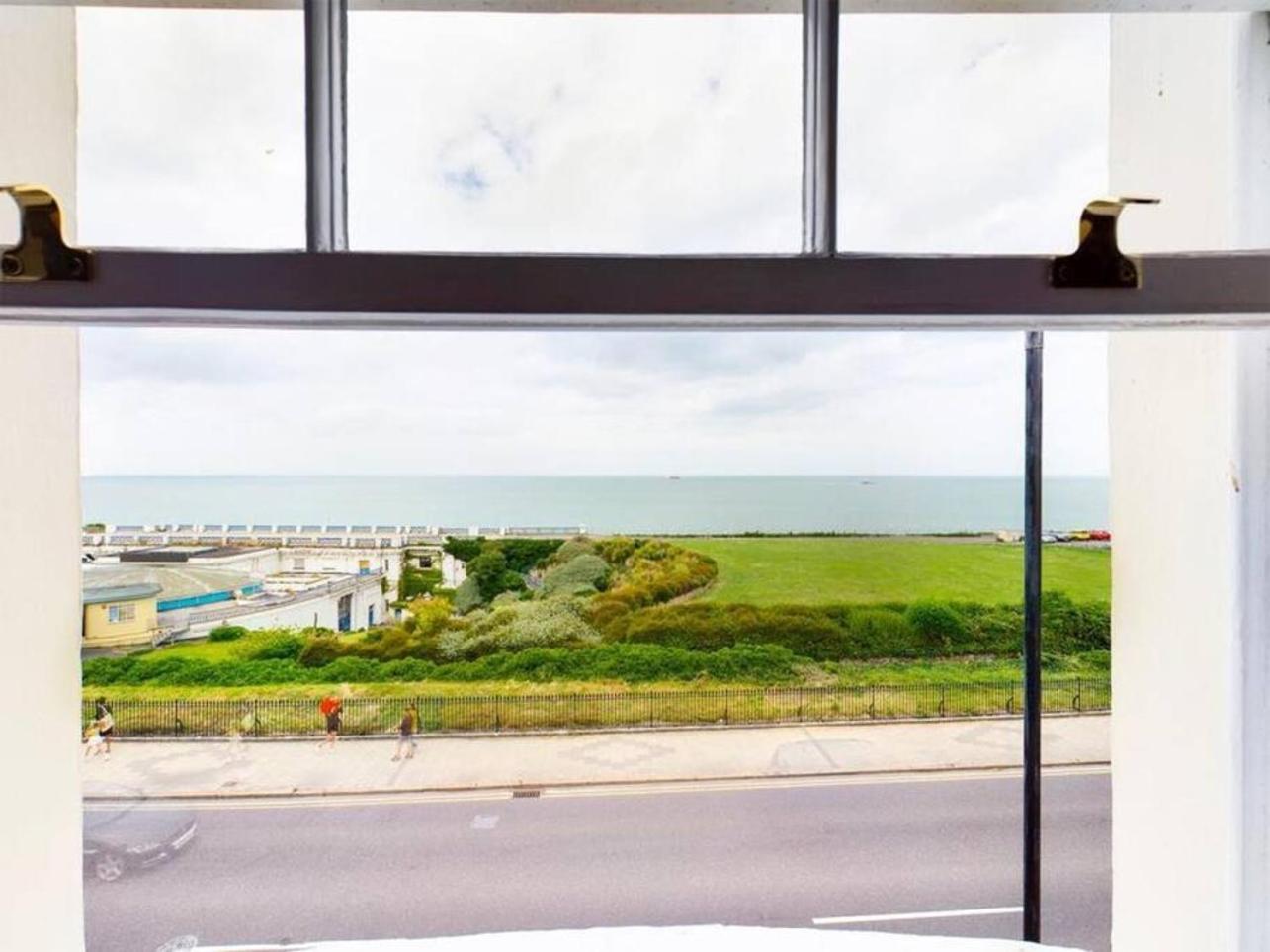 Apartamento Captain'S Quarters - Stunning Sea Views Margate Exterior foto